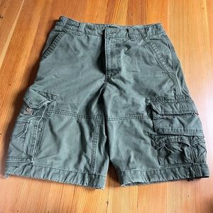 Men’s Eddie Bauer Cargo Shorts size 32